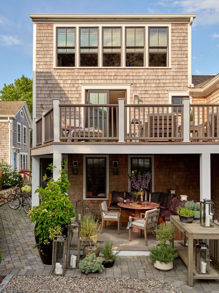 00-FEATURE-Small-Spaces-Under-1,000-Square-Feet-Domino-23