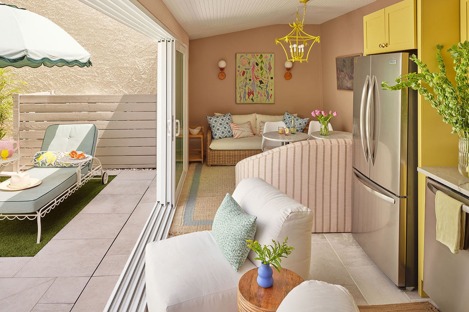 color pool house