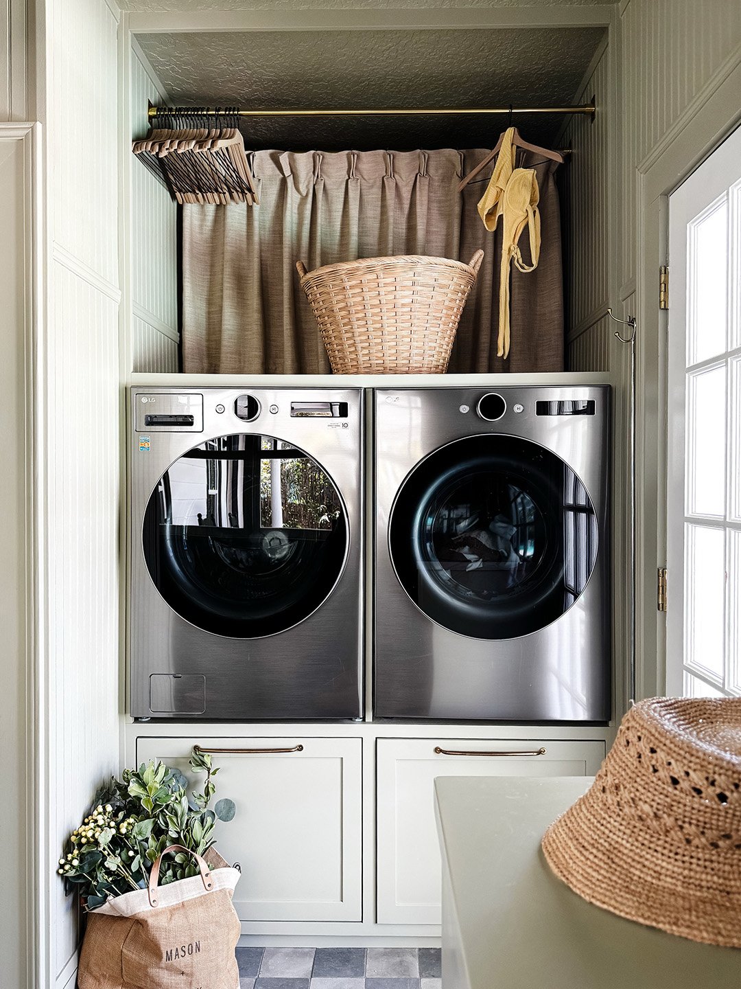 elevated washer-dryer