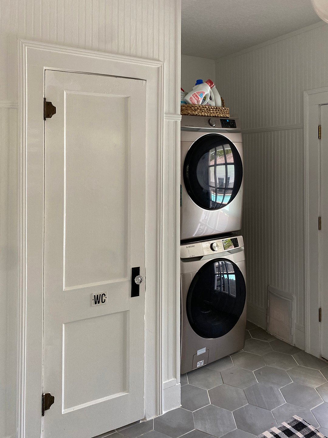 white laundry room