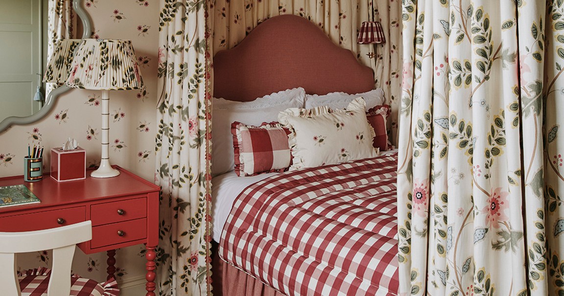 How Two Designers Are Pulling Off the Hottest Bedroom Trends
