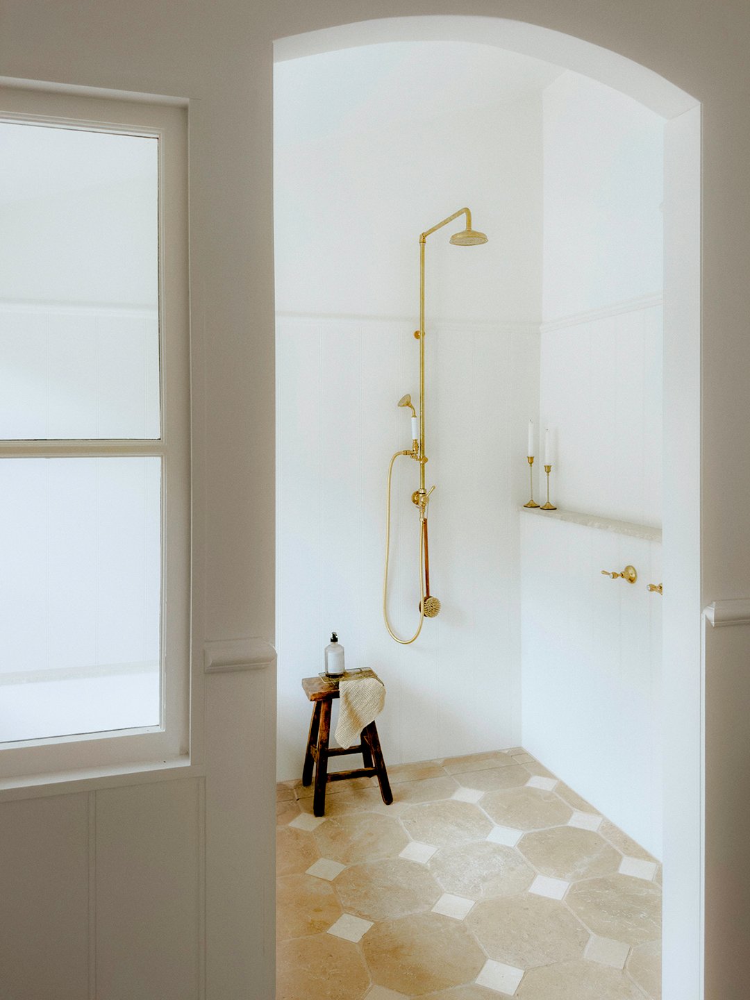 shower with stool