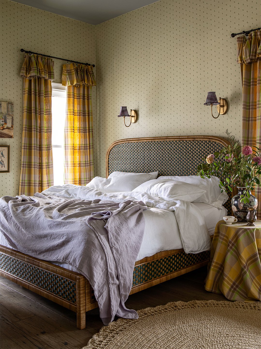 cozy yellow bedroom