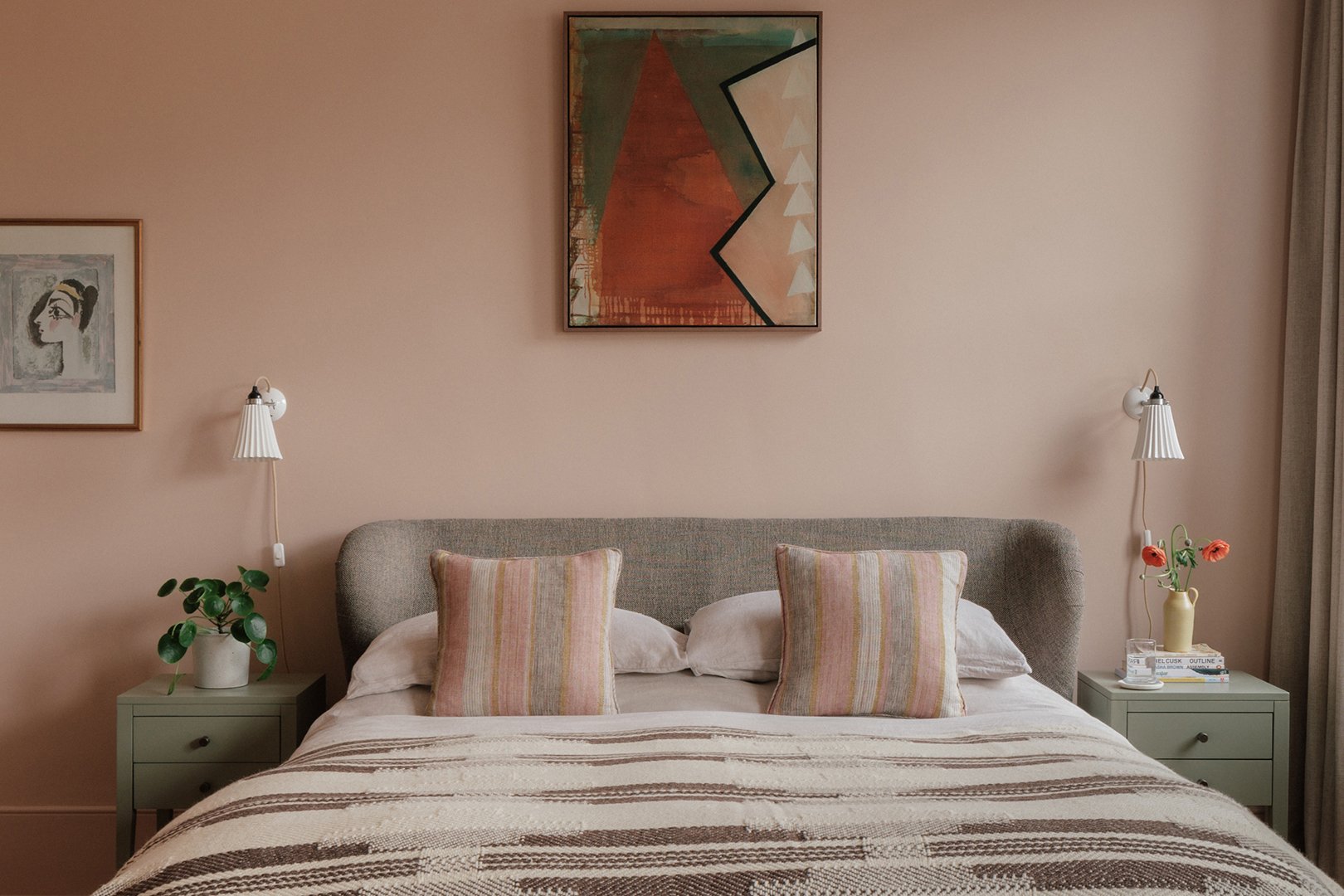 pink bedroom