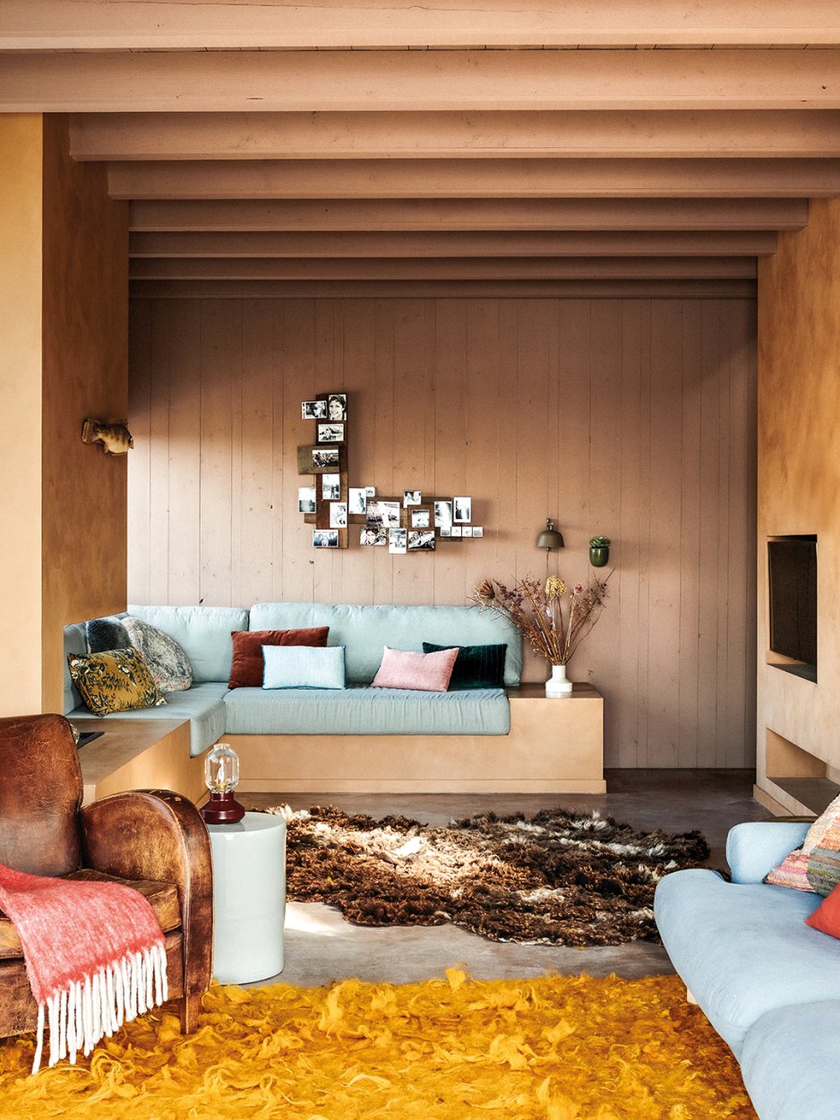 wood room with built in sofa