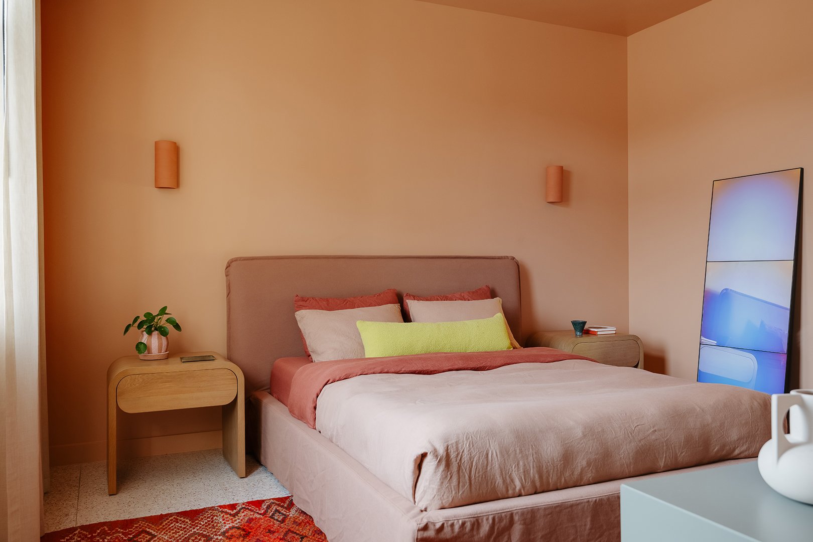 pink bedroom
