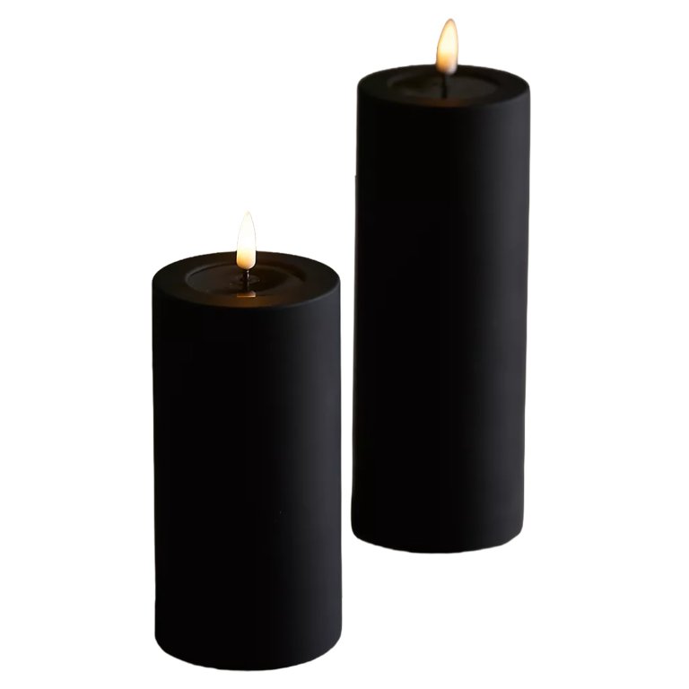black candles