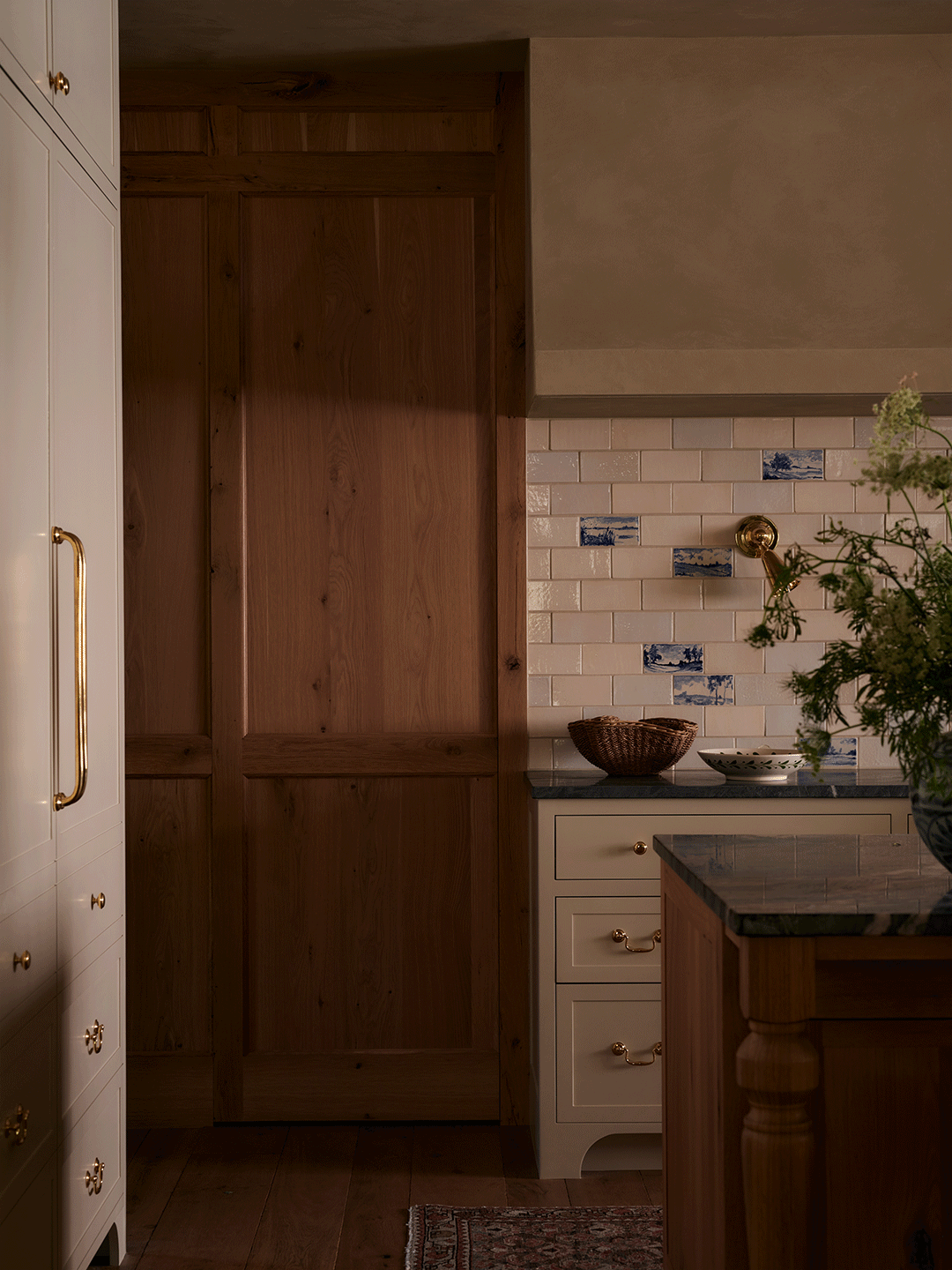 pantry door opening