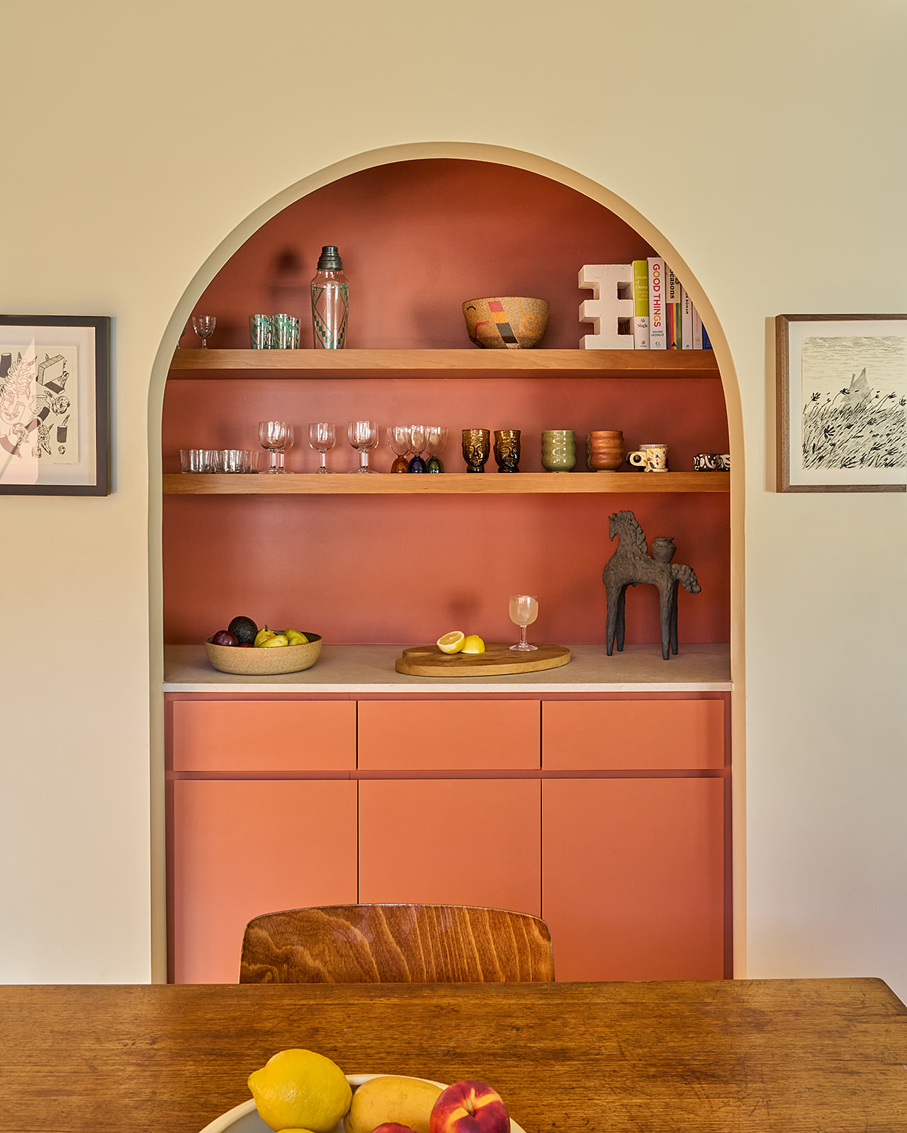 bar