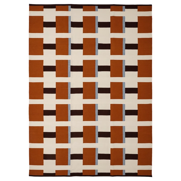 patterned rug