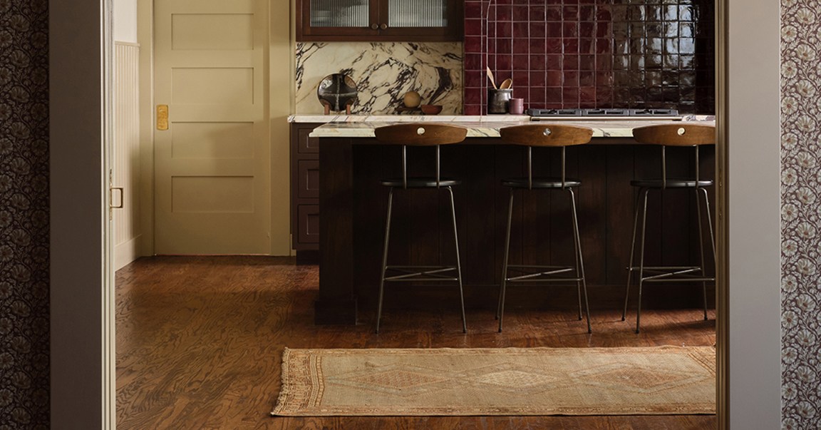 Before & After: A 2010s Kitchen Remade to Fit Its Craftsman Bungalow Bones