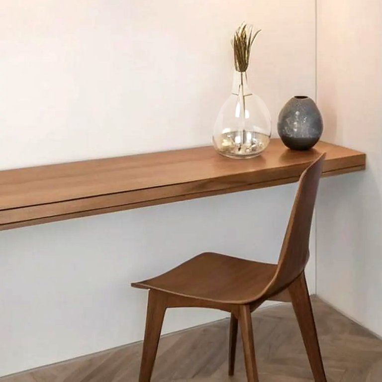 floating desk