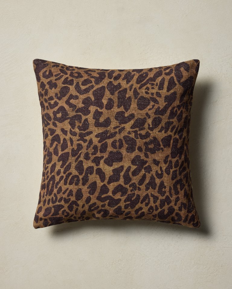 leopard pilow