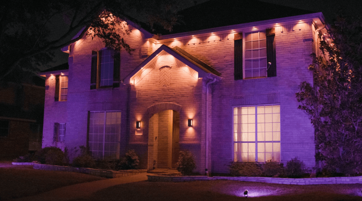 Sarah Michelle Gellar’s Secret To a Halloween-Ready Home? It’s All In The Lighting
